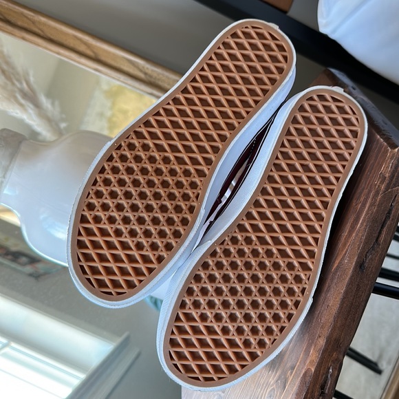 Vans Sk8-Hi High Tops 👟 - Picture 3 of 4